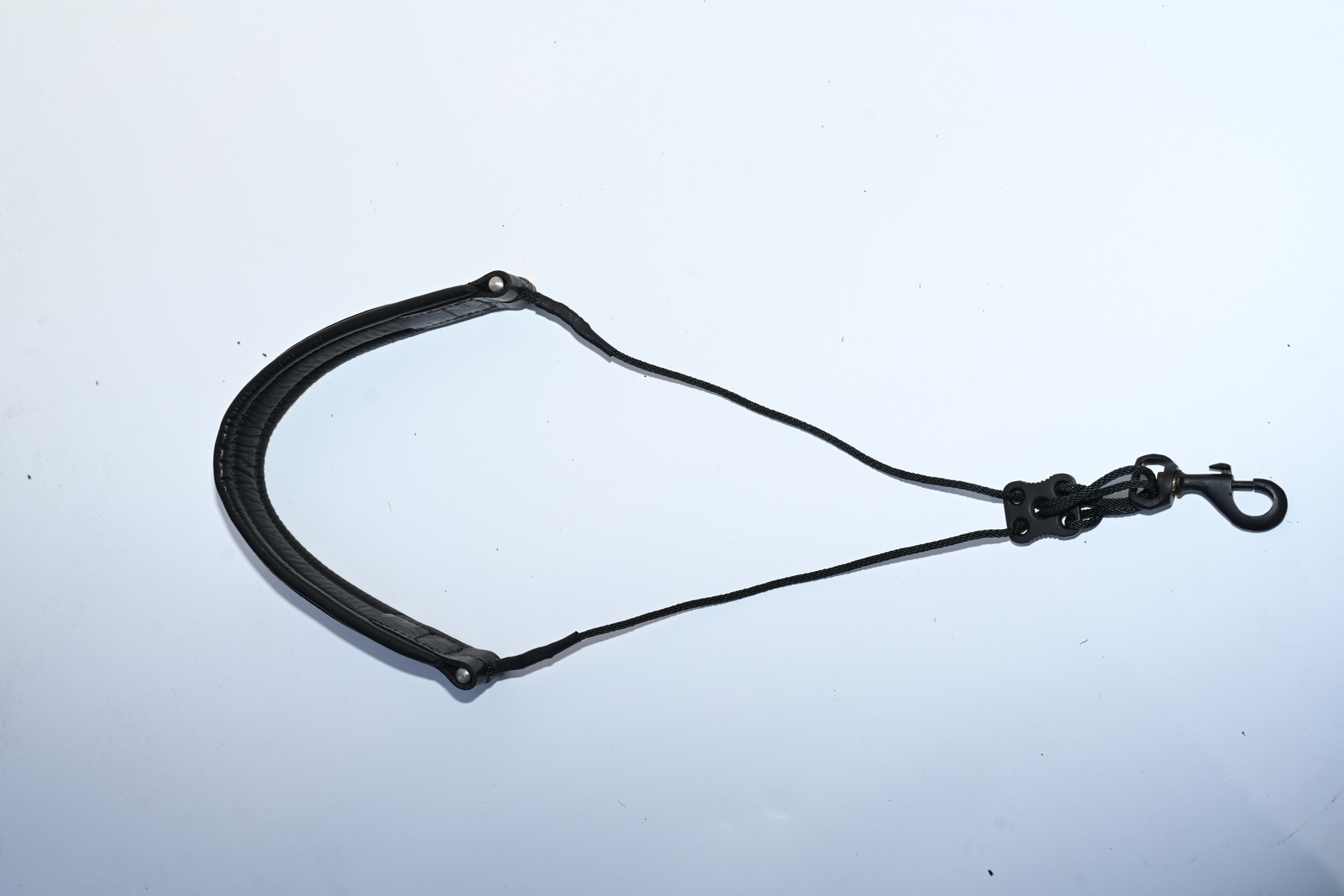 Artisan Strap Black komplett mit Karabiner